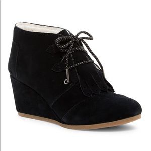 TOMS Desert Kiltie Fringe Wedge Bootie, W 8.5